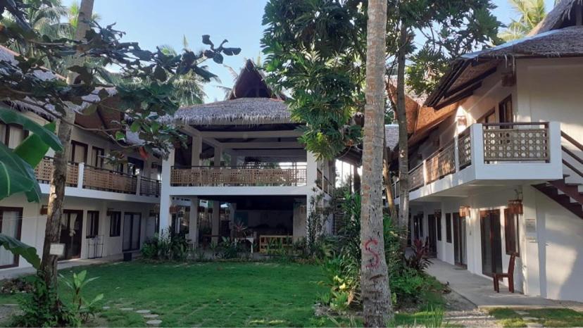 Payag Suites General Luna  Buitenkant foto