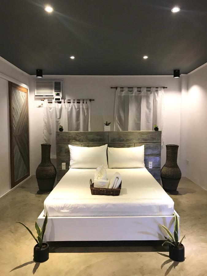 Payag Suites General Luna  Buitenkant foto