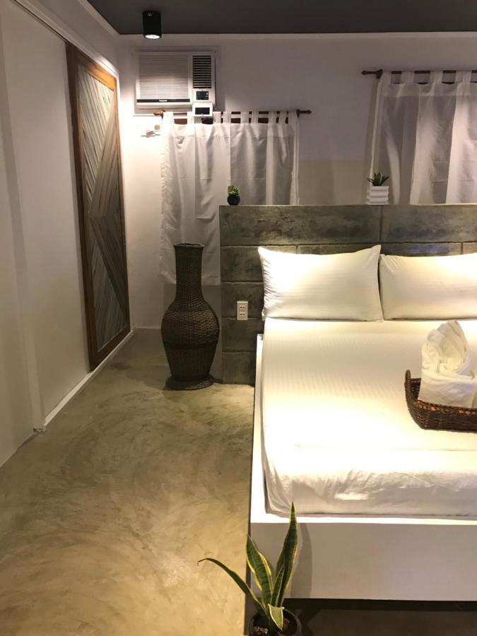 Payag Suites General Luna  Buitenkant foto